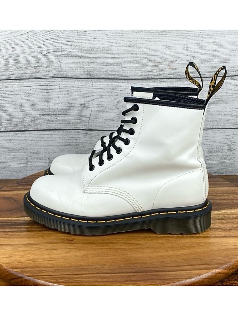 Dr. Martens 1460 White Smooth Leather Lace Up Combat Boot Women’s Shoe Size 7